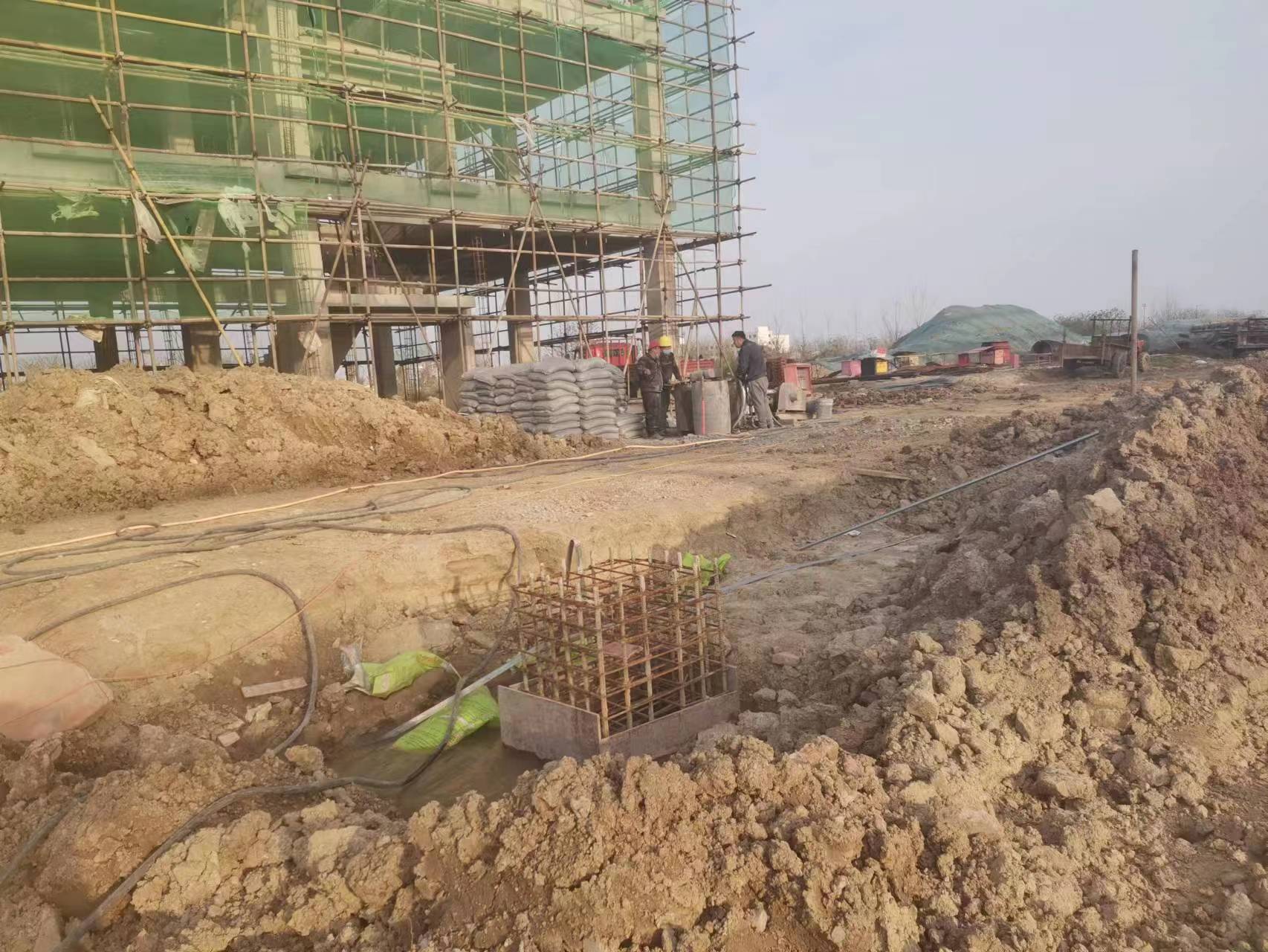 西塞山当桥梁出现裂缝的时候应该及时加固修补